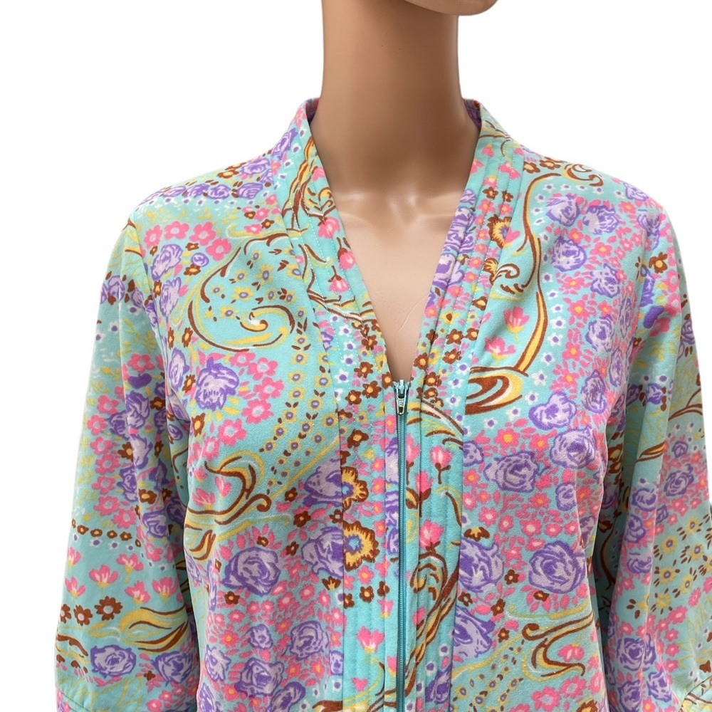 Vintage 1970s Vibrant Groovy Floral Print Quilted… - image 6